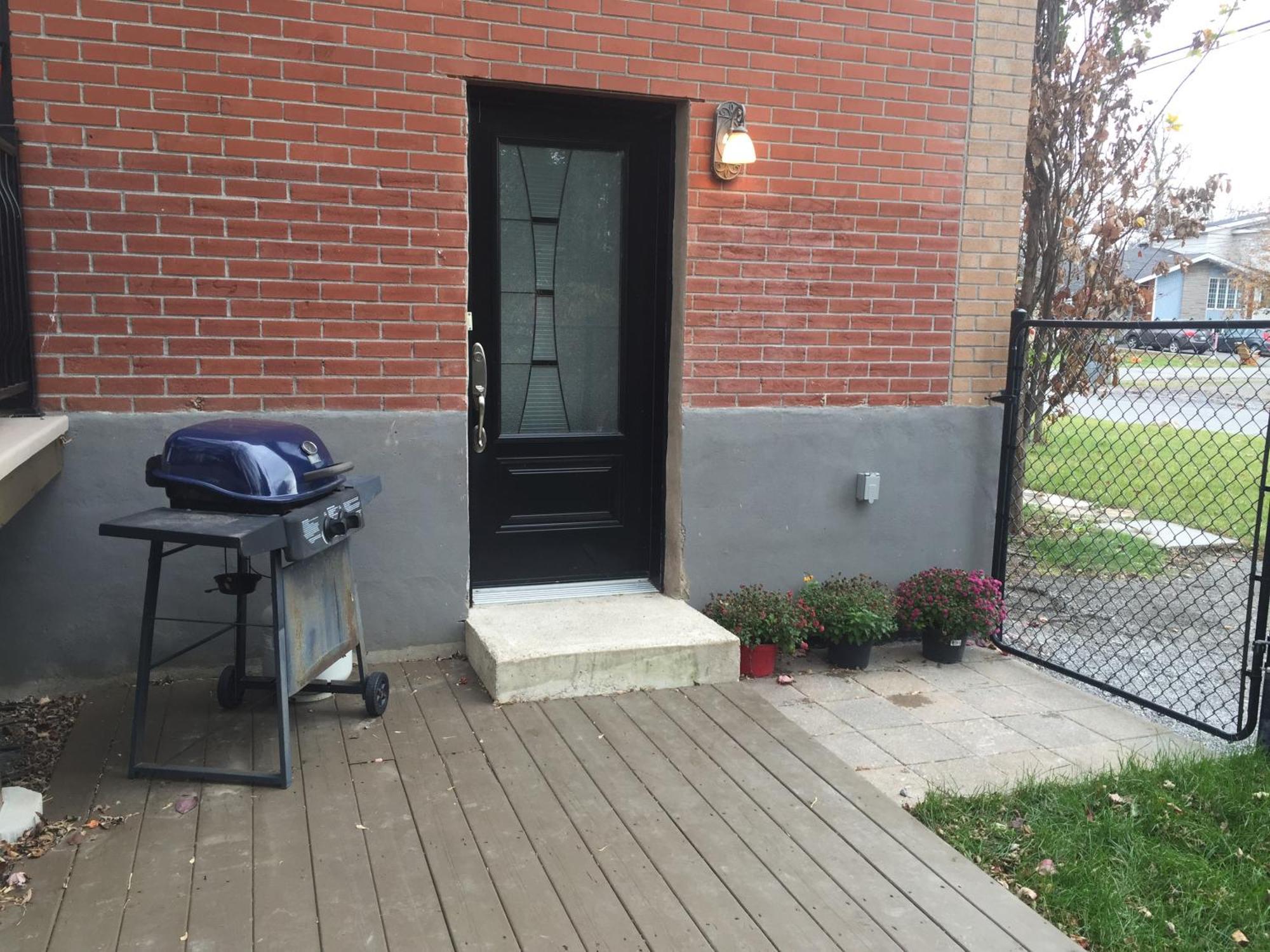 Chateauguay Condo Avec Borne Voiture Electrique Exteriér fotografie